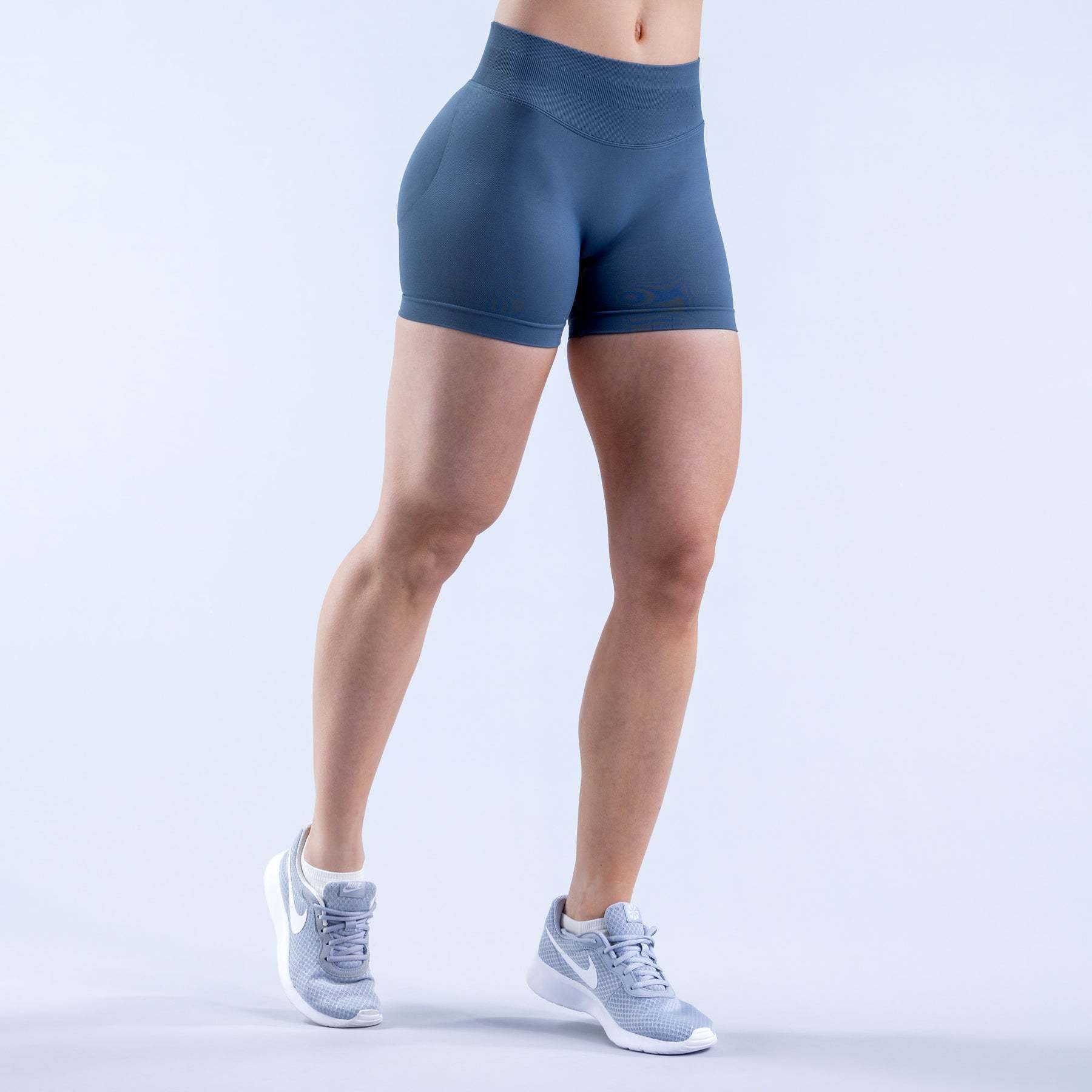 Aurae Short.01 Navy Blue