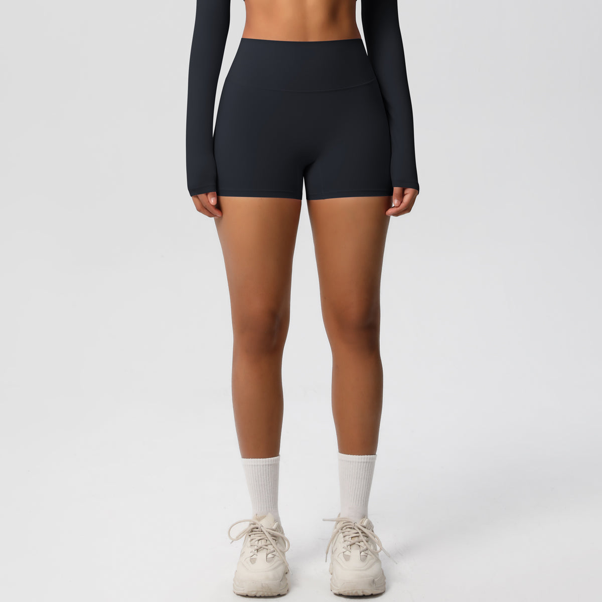 Aurae Short.03 Black