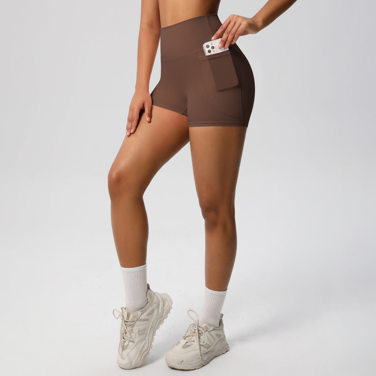 Aurae Short.02 Brown