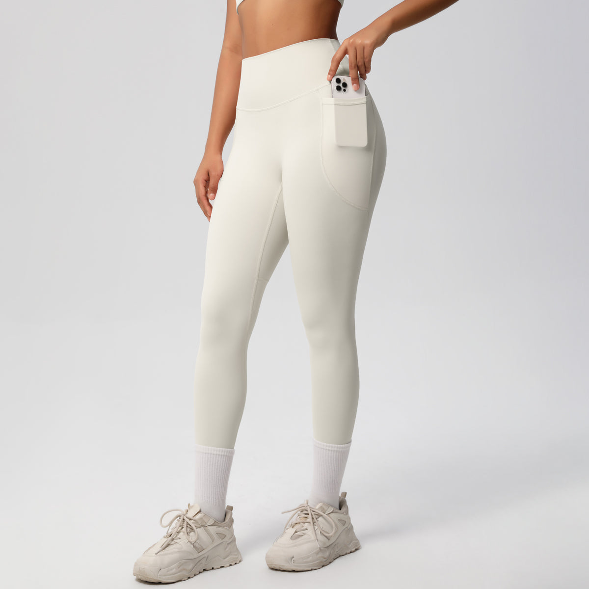 Aurae Legging.02 Ivory