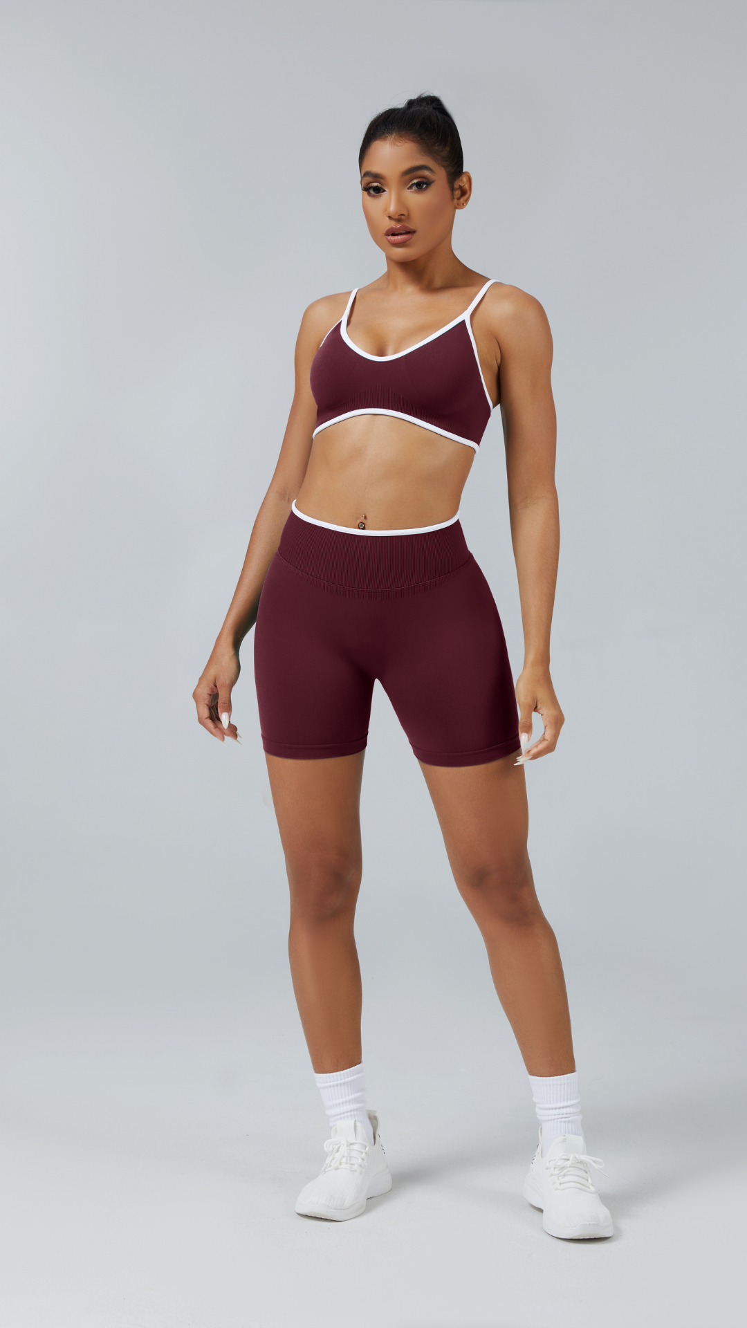 Aurae Short.02 Burgundy