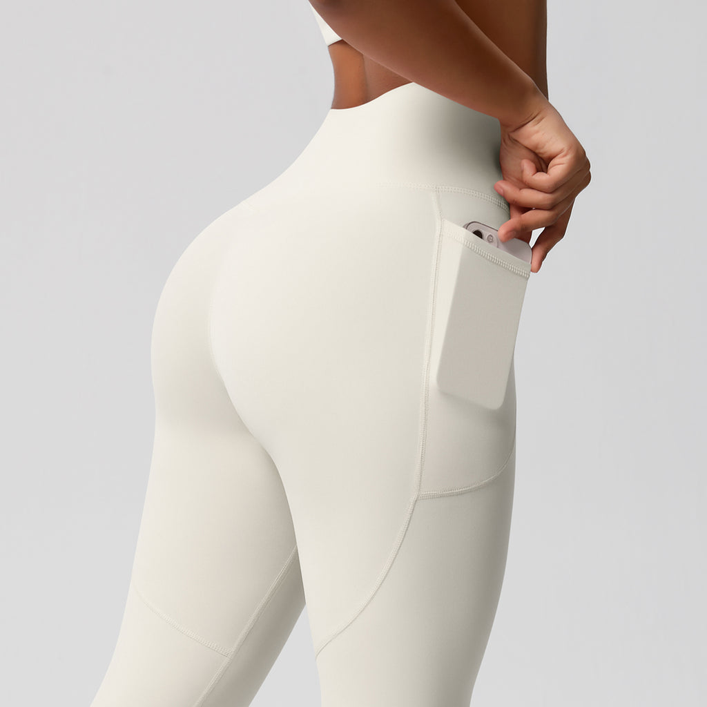 Aurae Legging.02 Ivory