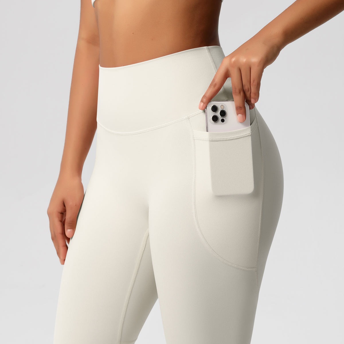 Aurae Legging.02 Ivory
