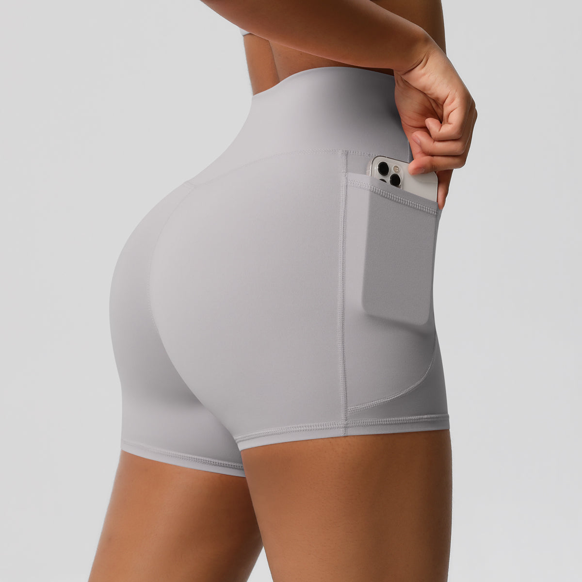 Aurae Short.02 Light Grey