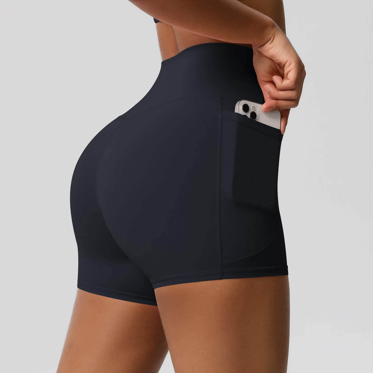 Aurae Short.02 Back