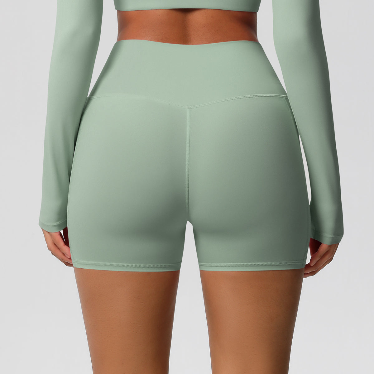 Aurae Short.02 Light Green