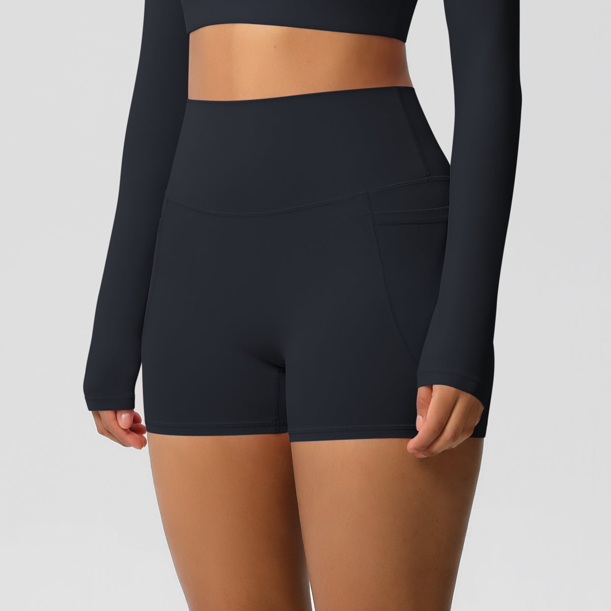 Aurae Short.02 Back