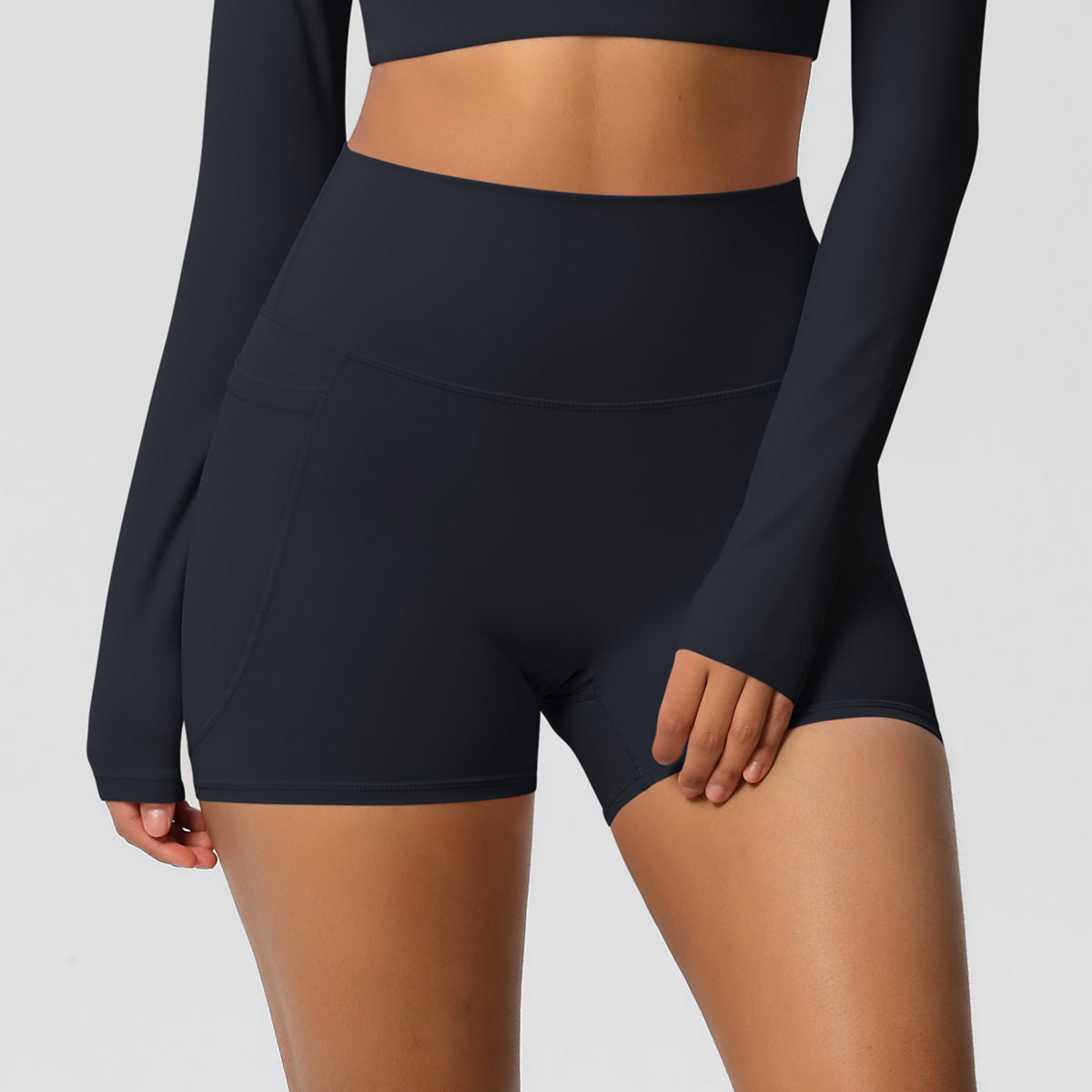 Aurae Short.02 Back
