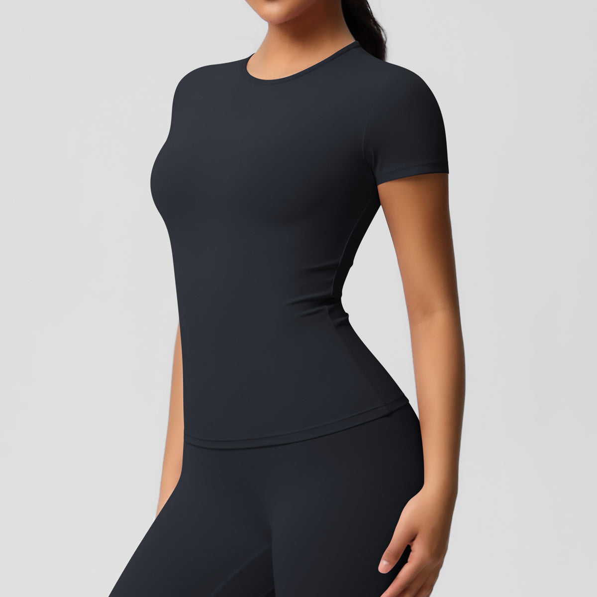 Aurae Top.02 Black
