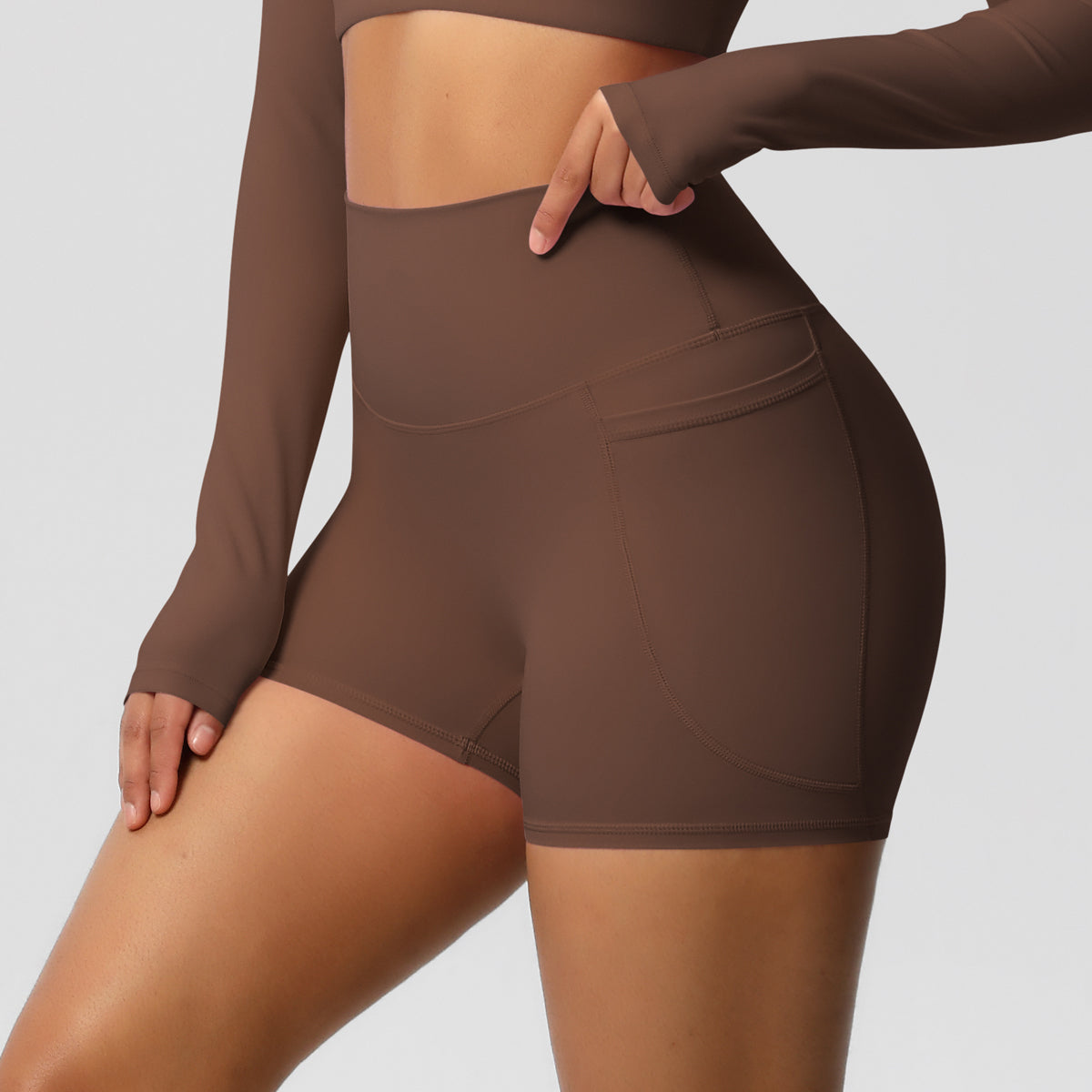 Aurae Short.02 Brown