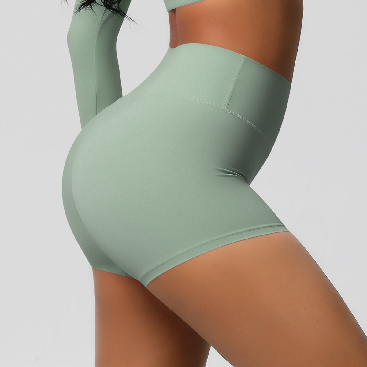 Aurae Short.03 Light Green