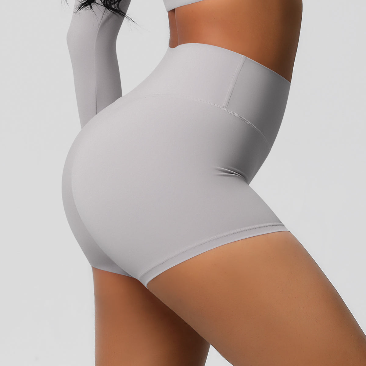 Aurae Short.03 Light Grey