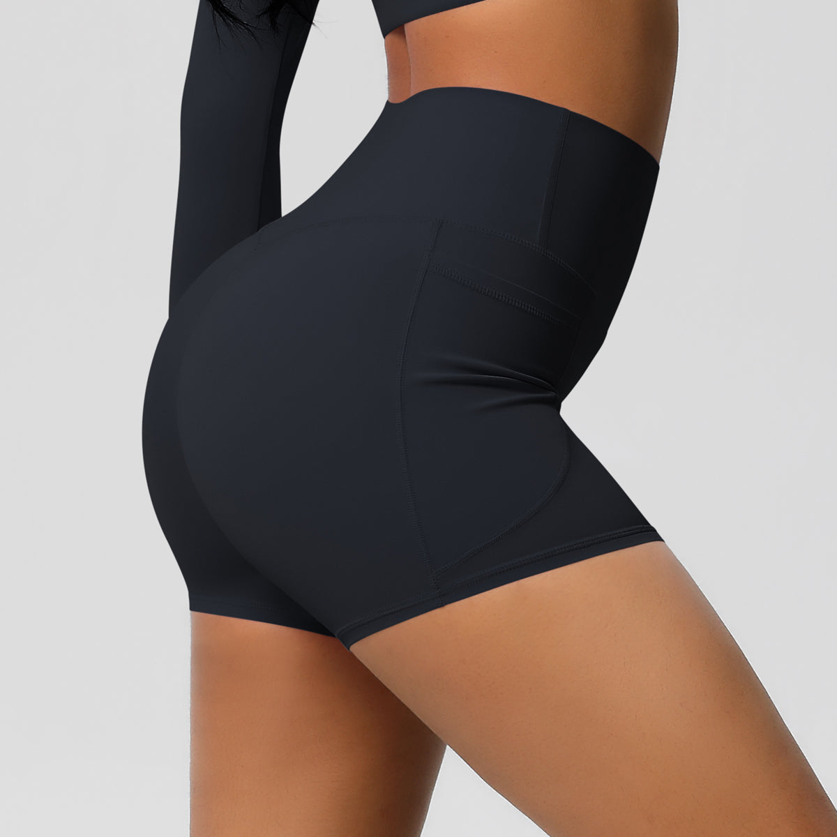 Aurae Short.02 Back