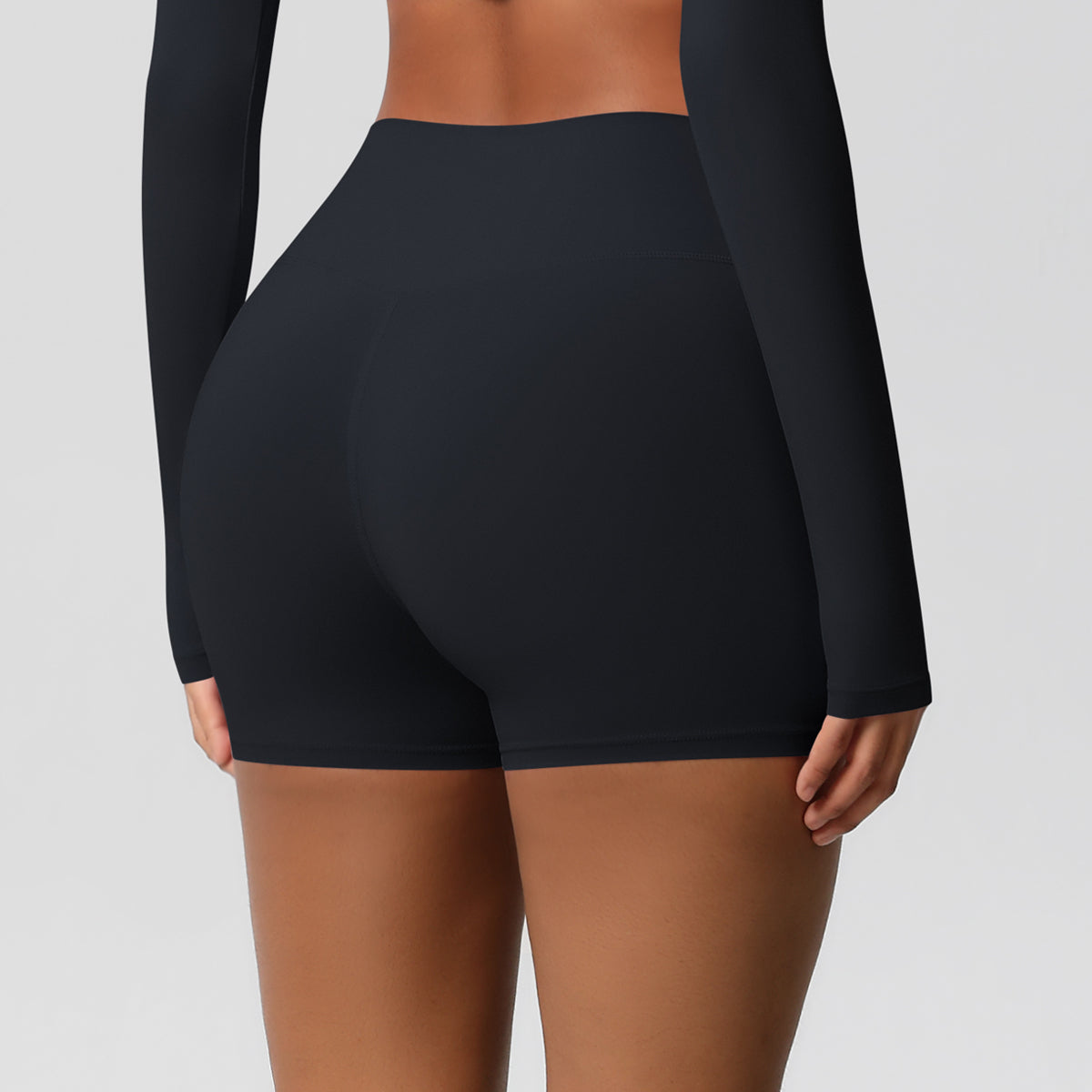 Aurae Short.03 Black