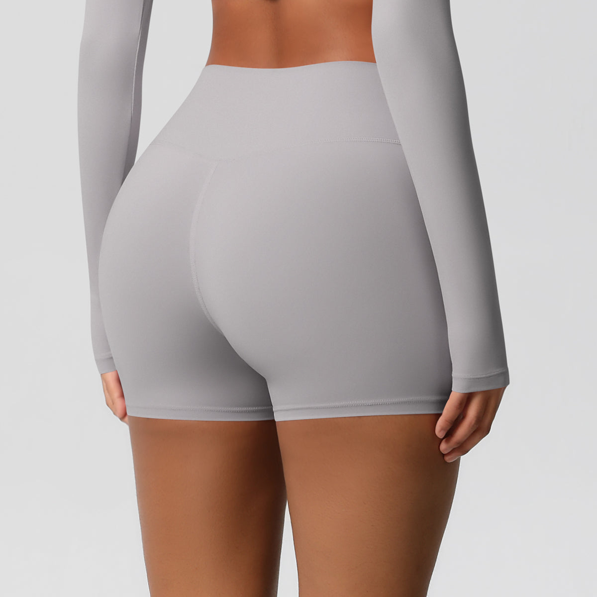 Aurae Short.03 Light Grey