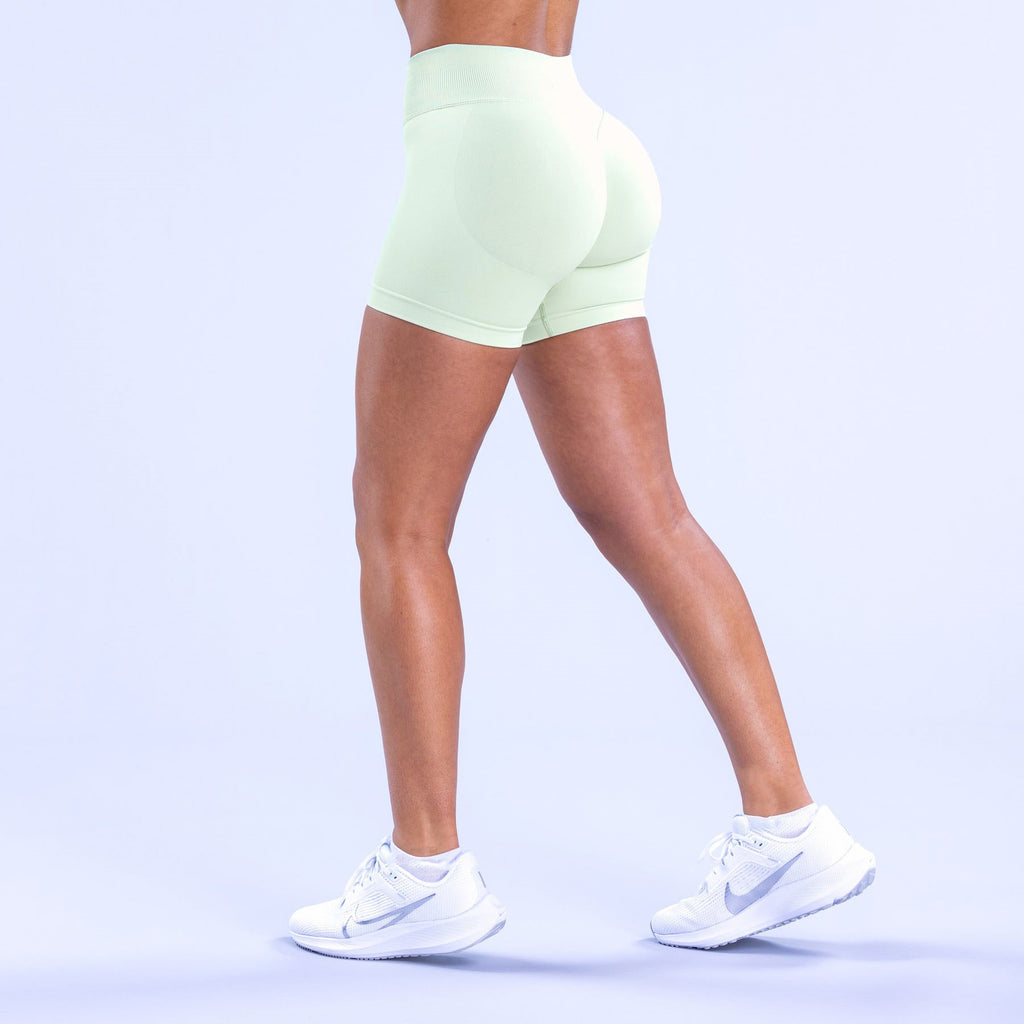 Aurae Short.01 Mint Green