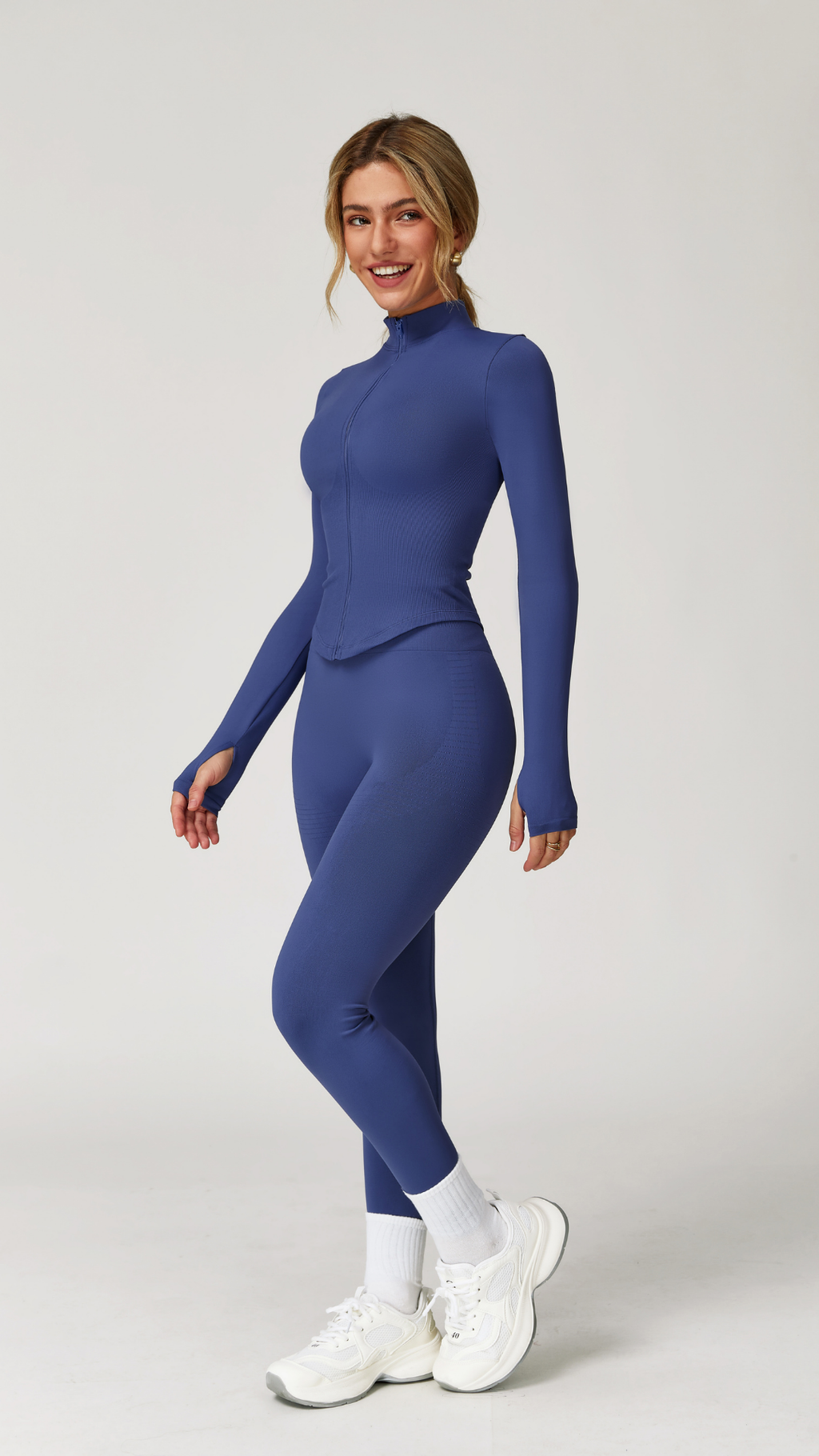 Aurae Jacket.02 Blue