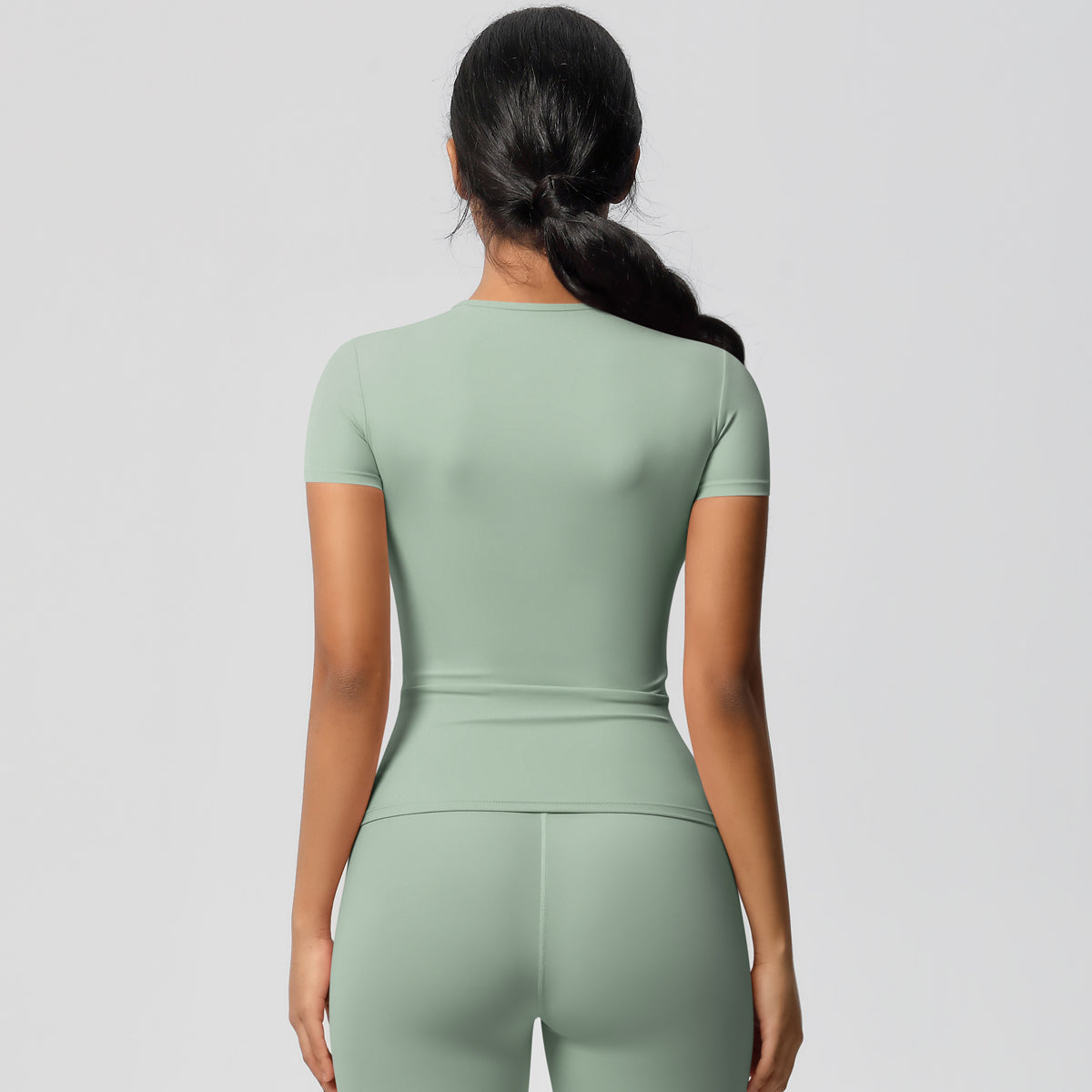 Aurae Top.02 Sage Green