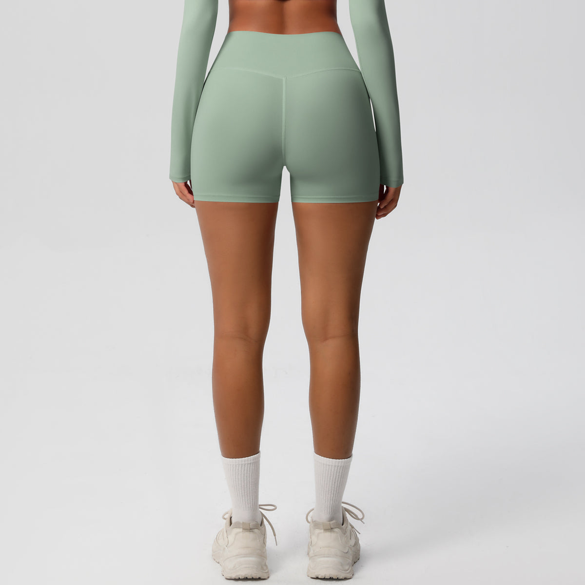 Aurae Short.03 Light Green