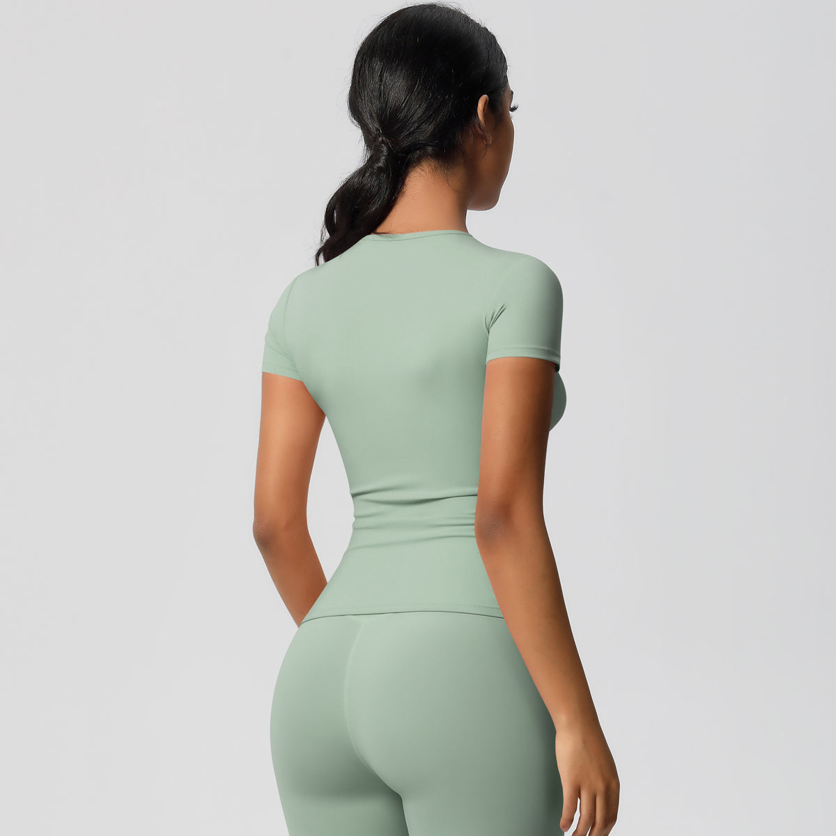 Aurae Top.02 Sage Green