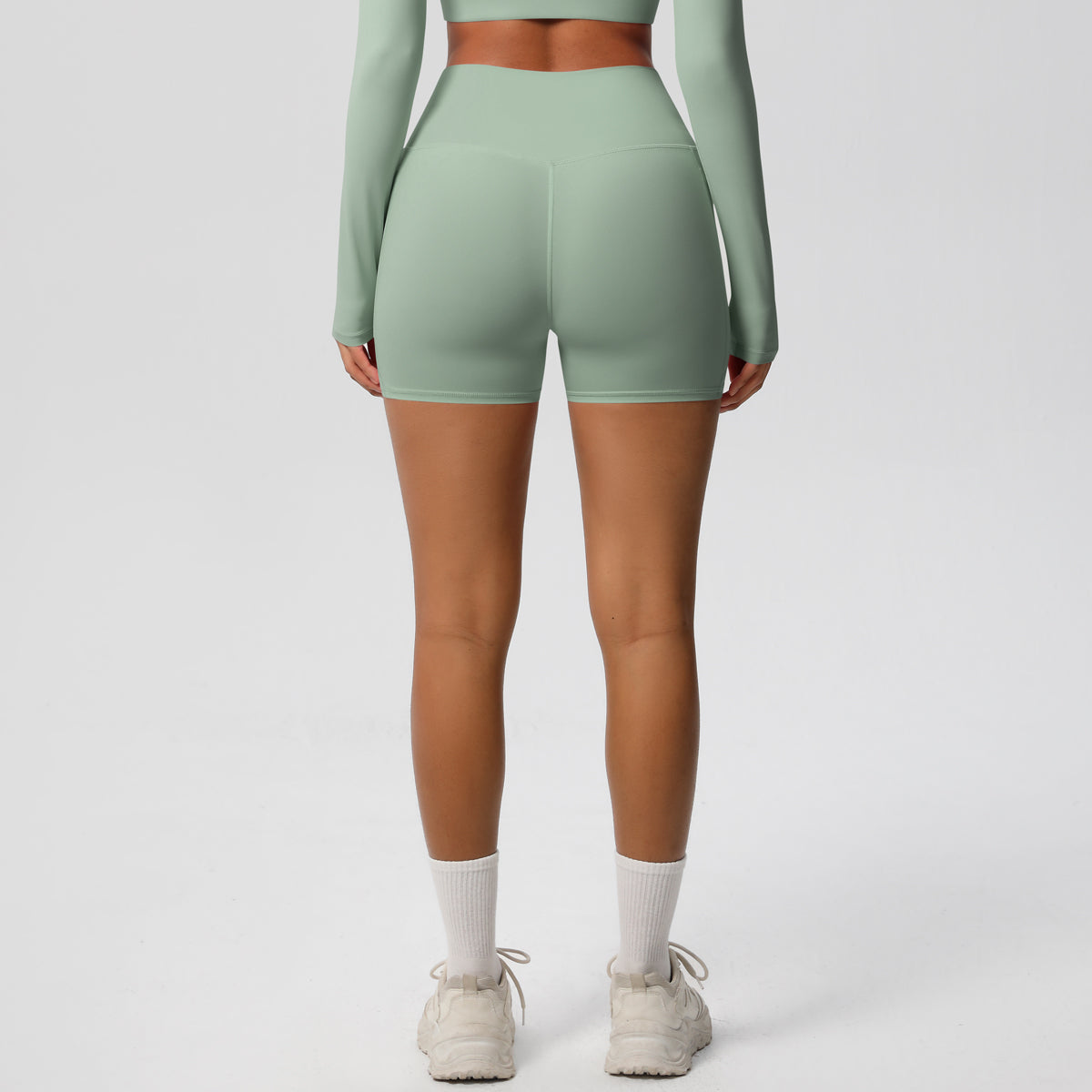 Aurae Short.02 Light Green