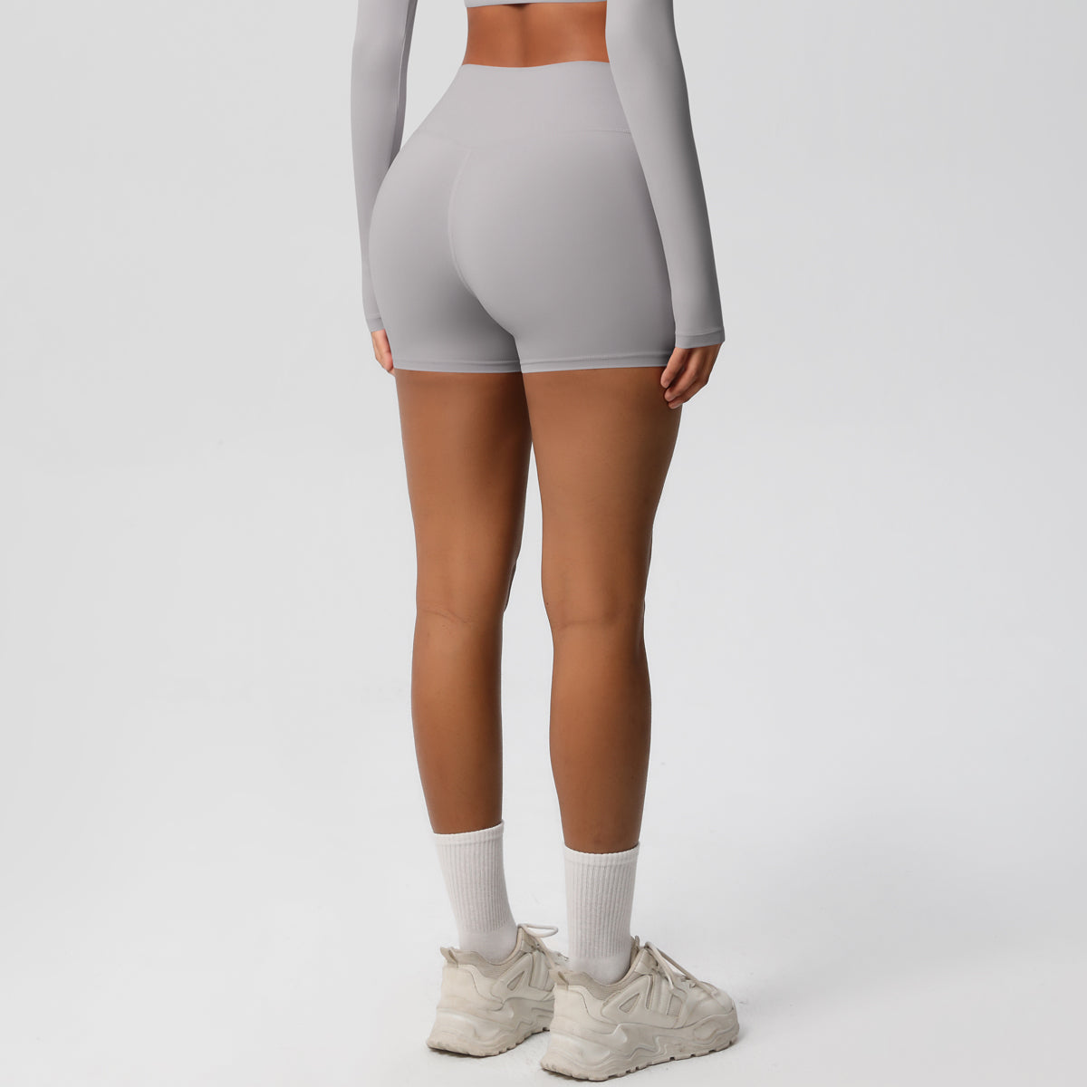 Aurae Short.03 Light Grey