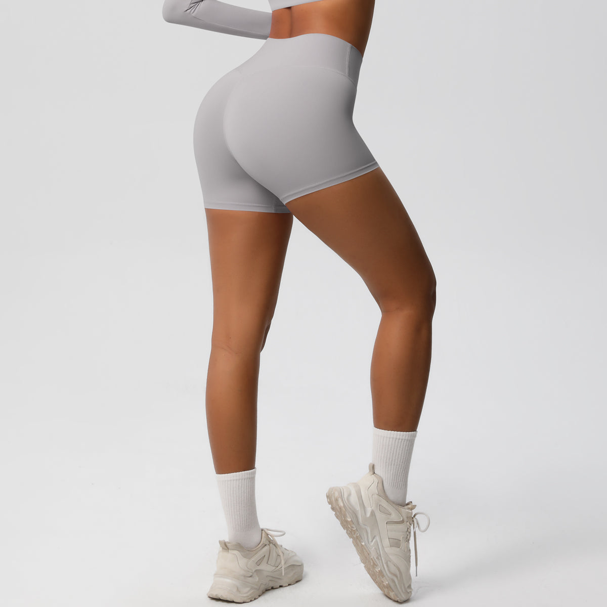 Aurae Short.03 Light Grey